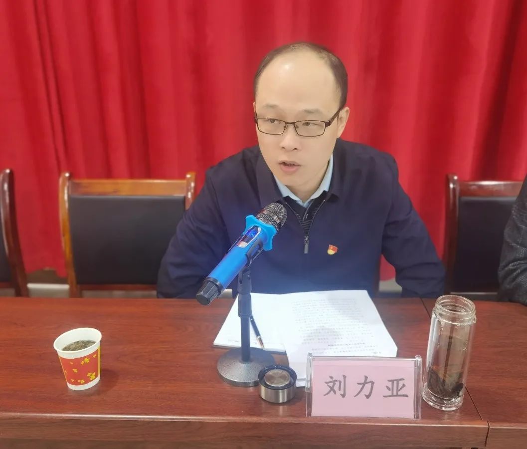 莲花县人民政府 乡镇动态 县委常委,副县长刘力亚在升坊镇江口村宣讲