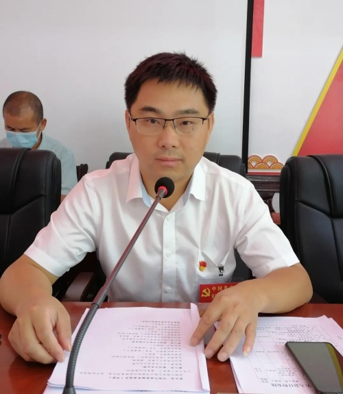莲花县人民政府 部门及乡镇公告公示 不忘初心敢担当 砥砺奋进开新局