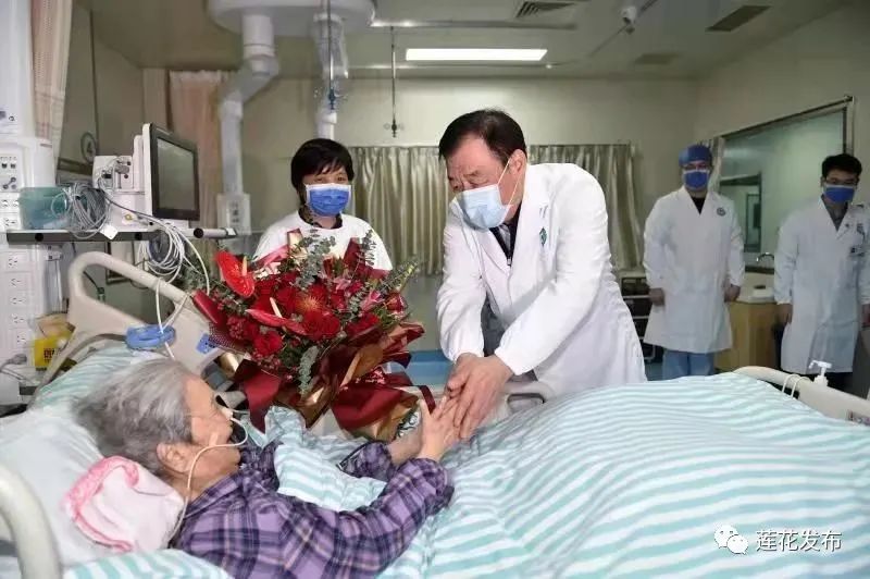 动态刘奇以登门走访和到医院看望等方式,走访了许勤,黄智权,舒圣佑,傅